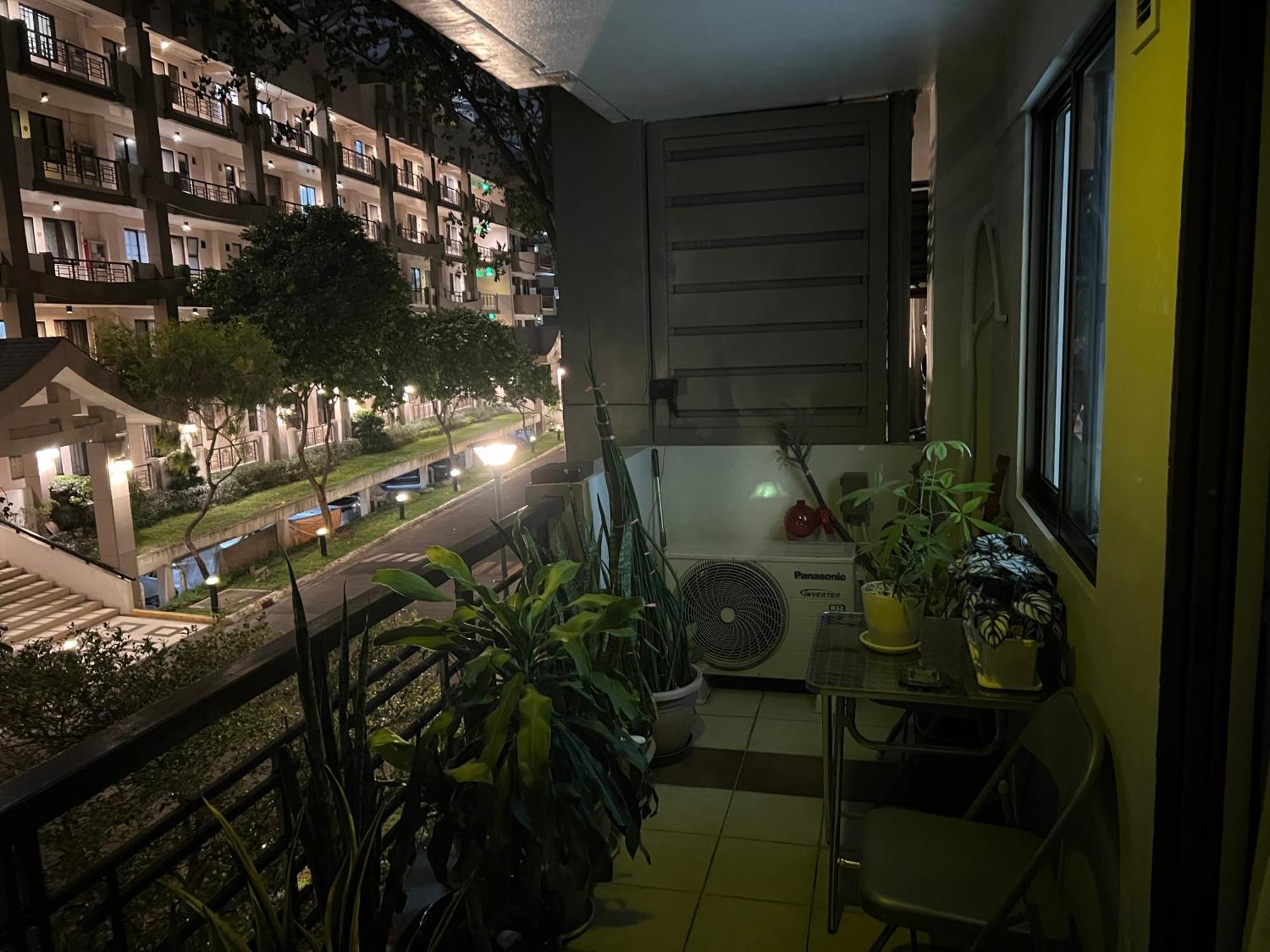 Stunning 2Br Apt, 65 Sq M Netflix At Rosewood Pointe Residences Near Bgc Manila Kültér fotó