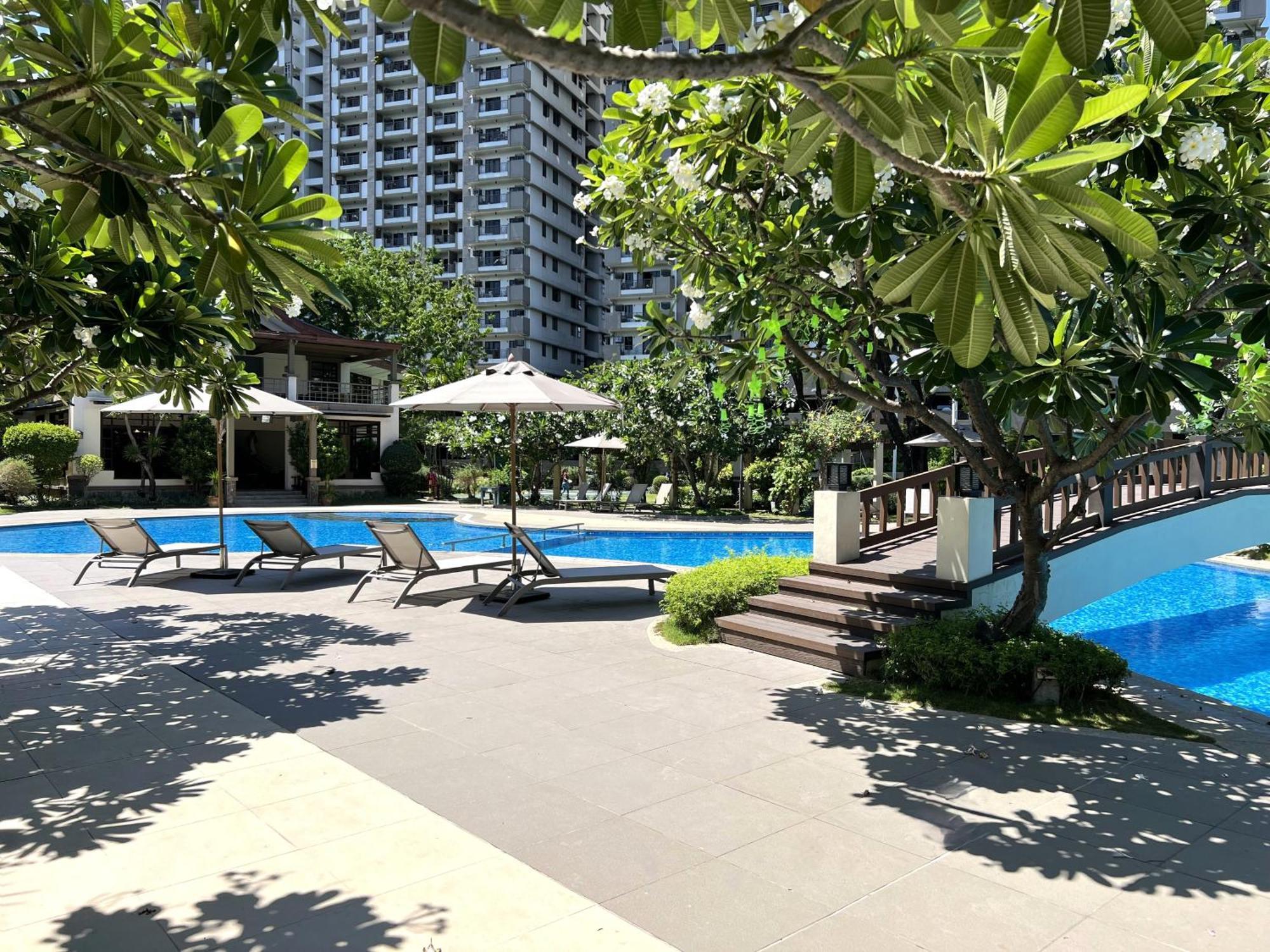 Stunning 2Br Apt, 65 Sq M Netflix At Rosewood Pointe Residences Near Bgc Manila Kültér fotó
