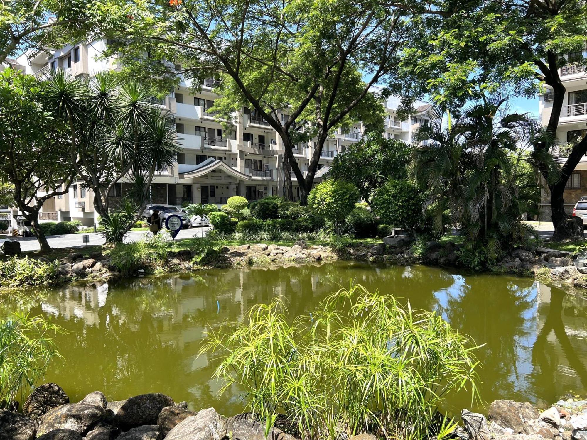 Stunning 2Br Apt, 65 Sq M Netflix At Rosewood Pointe Residences Near Bgc Manila Kültér fotó