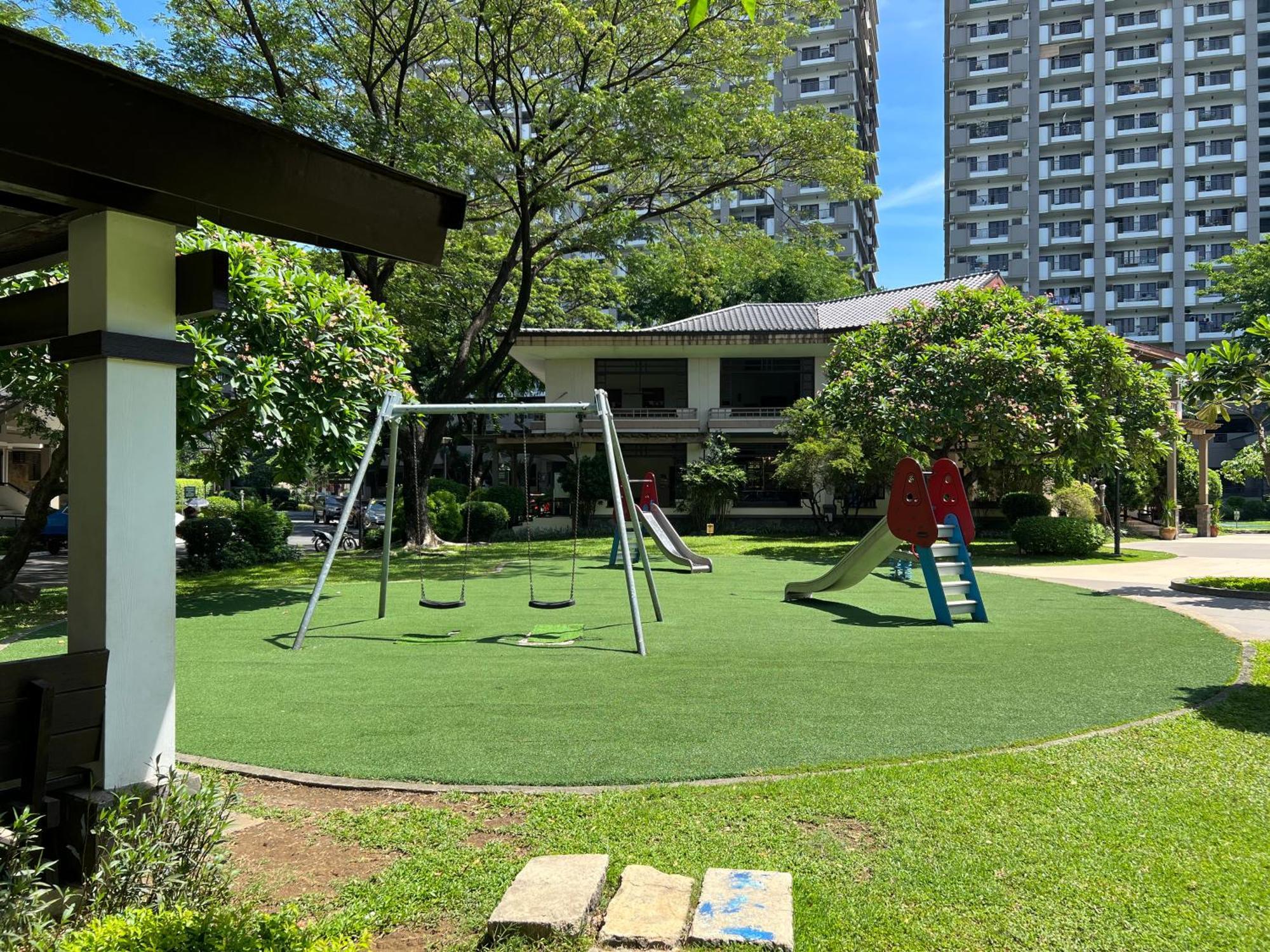Stunning 2Br Apt, 65 Sq M Netflix At Rosewood Pointe Residences Near Bgc Manila Kültér fotó